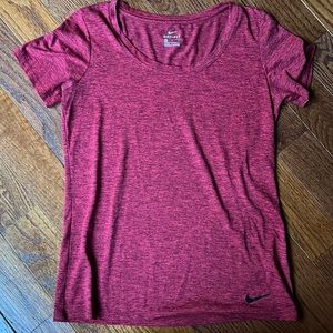 Women’s small burgundy t-shirt. Nike DRI-FIT.